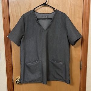 Figs scrub top